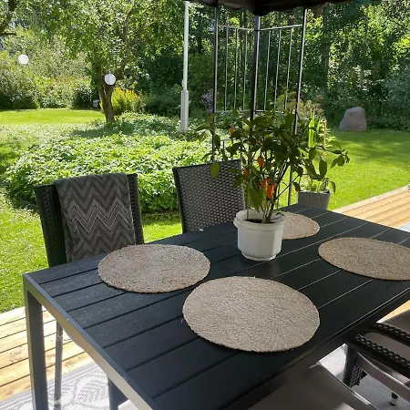 Omakotitalossa Yksityinen Taeysin Varusteltu 76m2 Lägenhet Kouvola
